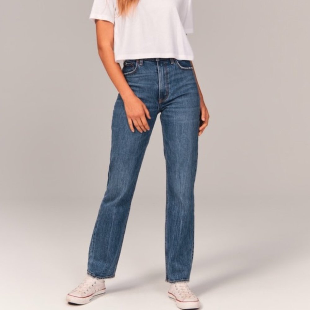 Abercrombie Ultra High Rise 90s Straight Jean